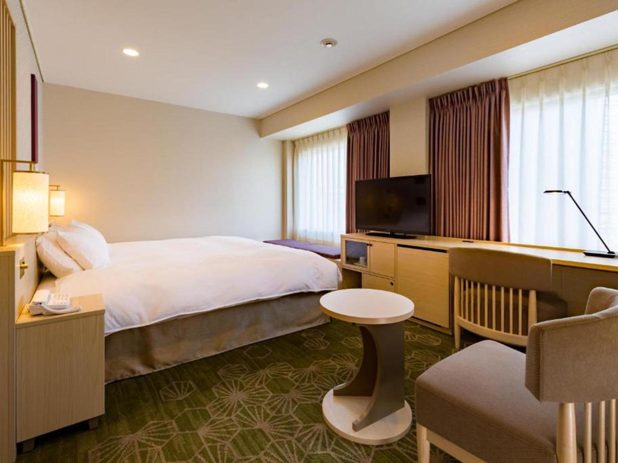 Shinjuku Prince Hotel Токио Екстериор снимка