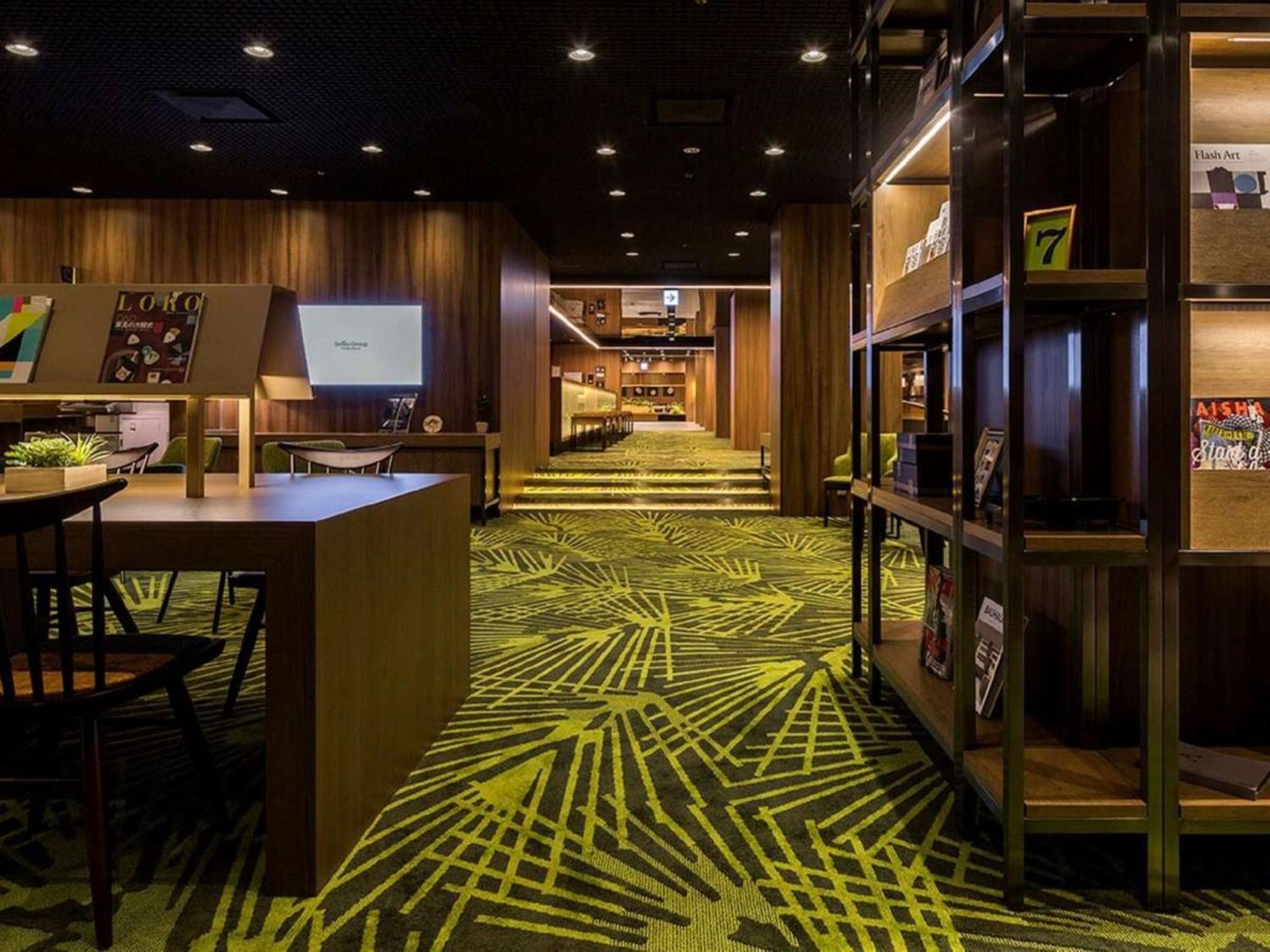 Shinjuku Prince Hotel Токио Екстериор снимка